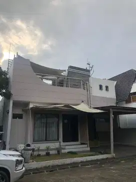 DIJUAL RUMAH MEWAH 3 LT MURAH FULL FURNISH CIGADUNG RAYA