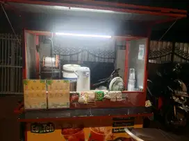 Karyawan Teh Poci 6 hari Kerja 1 Hari Libur (Urgent)