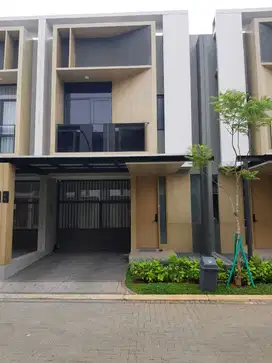 Dijual Rumah 2 LT di Cluster Svadhi Tanakayu BSD, Tangerang Selatan