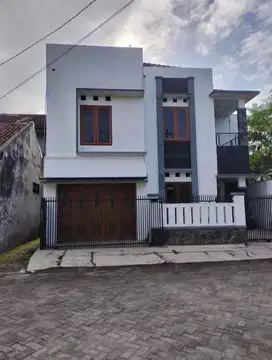 Rumah murah, BU, dalam PERUM di Jombor, barat MONJALI,  dekat UGM,UNY