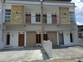Di jual rumah baru dua lantai di Gentan baki