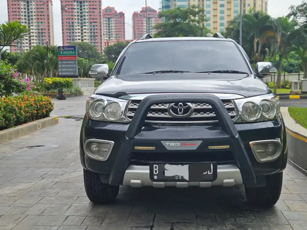 Dijual Mobil Fortuner Pribadi