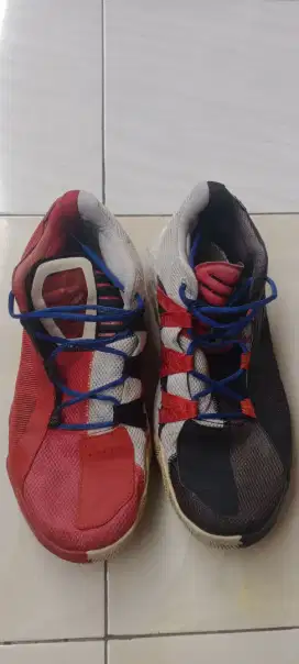 Sepatu Basket Adidas Dame 6 GCA