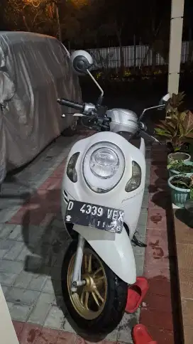 Jual Scoopy pristige 2021