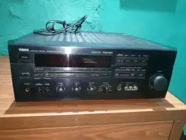 Amplifier yamaha V890