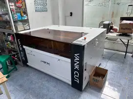 Mesin Laser Cutting CO2 1390 Working Area 1300 x 900 mm