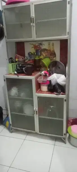 Rak piring kaca