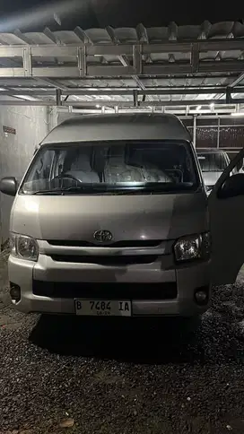 Hiace comuter 2020
