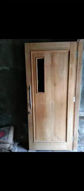 Penjual pintu dan kusen jati