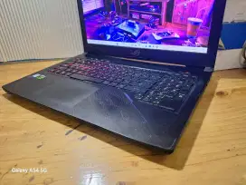 Asus ROG Strix 15 GL503GE
