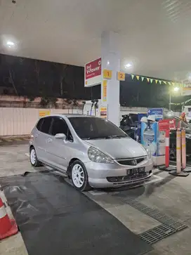 DIJUAL HONDA JAZZ IDSI 2005 AT PAJAK ON KALENG PANJANG