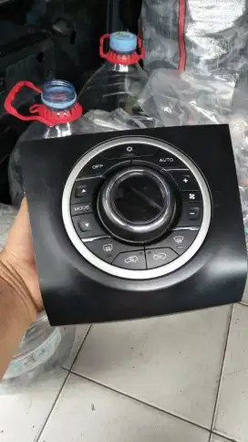 Climate panel AC Isuzu MUX 2015