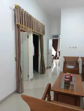 Di jual cepat rumah di kampung bali ngalian