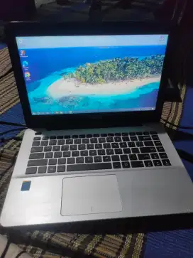 Laptop Asus core i3