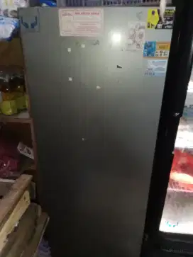 Freezer Gea 6 rak mulus seperti baru