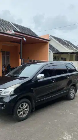 Mobil Avanza  Hitam Matic Tahun 2014 (Nego sampai Jadi)