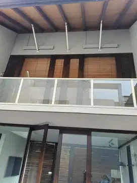 Rumah 2 lantai nyamanArsitek By TAN TIK LAM Batununggal Bandung