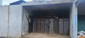 Gudang Semi Permanen Hitung Tanah di Cigondewah Hilir Bandung