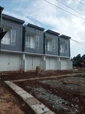 RUKO 2 LANTAI PINGGIR JALAN UTAMA DI CILEUNGSI