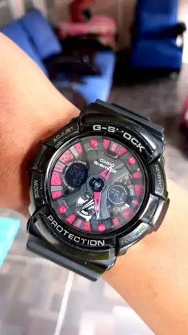 Casio G shock GA-200SH
