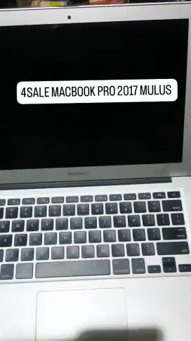 Macbook pro 2017 13inch & macbook air 2017 & oppo a92 lengkap dusbuku
