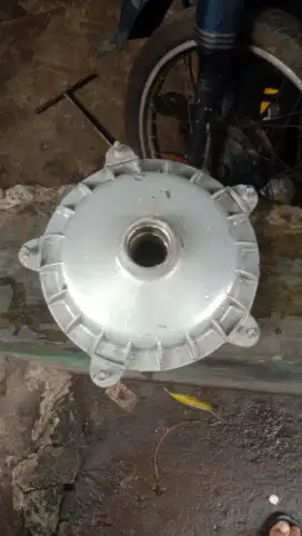 Tromol Depan Vespa Excel/Exclusive 2