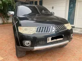 Jual pajero sport exced diesel thn 2012 tgn ke 1 dari baru