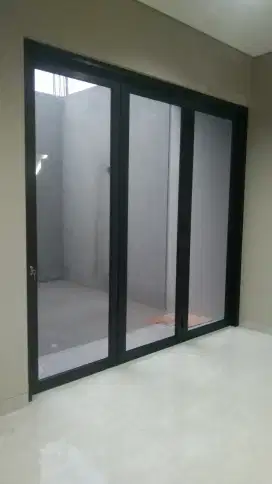 Pintu lipat 3daun