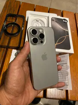 Iphone 16 pro 256gb iBox blm 1 bulan like new bisa TT