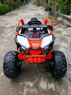 MOBIL AKI REMOTE ANAK BAN KARET JUMBO