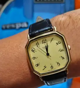 Jam casio tank octagon case arabic quartz lawas jadul antik vintage