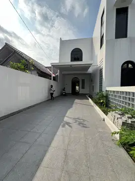 Disewakan rumah baru di ragunan Jakarta selatan