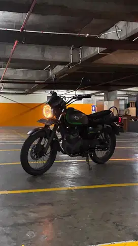 Kawasaki W175 Cafe 2021
