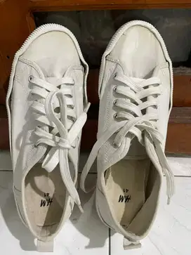 Sepatu h&m ori 1000%