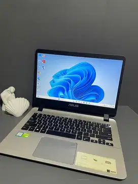 Laptop Asus Core i3 , jual cepat