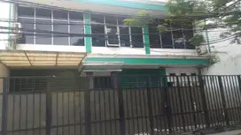 Rumah 3 Lantai Di Tebet Timur, Strategis Hanya 100 m2 Dari St. KA Cawa