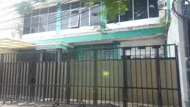 Rumah 3 Lantai Di Tebet Timur, Strategis Hanya 100 m2 Dari St. KA Cawa