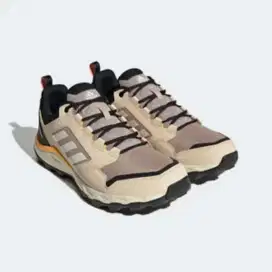 Jual Sepatu Adidas Trail Running Tracerocker 2.0, Kondisi Mulus, nego