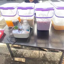Toples Es, Es Kobok, Es Aquarium