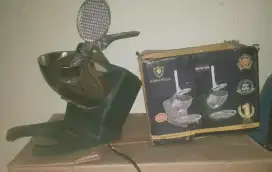 Mesin Serut Es Batu