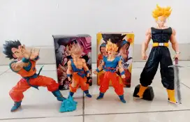 (Borongan) Action Figure Goku & Trunks Murah