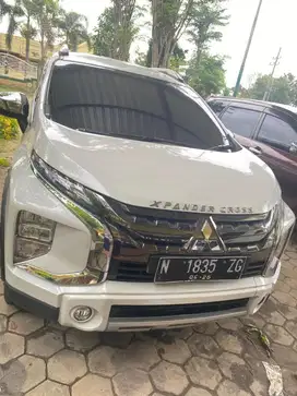 xpander putih 2020