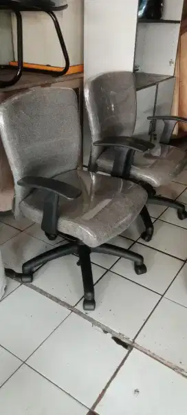 Kursi kantor setaf hidrolk