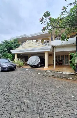 Rumah Luas Di Cluster Asri One Gate System Di Area Rempoa Ciputat