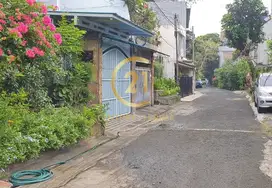 Dijual Rumah Strategis Di Bintaro Sektor 5 (1342-mi)