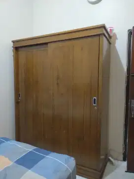 Lemari pakaian jati 2 pintu sliding