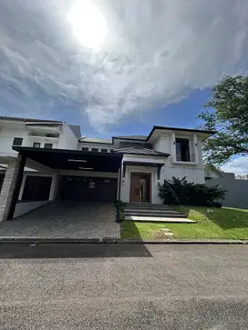 Jual Rumah Mewah Bangunan Mandiri The Green Bsd City Asri Sejuk Nyaman