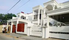 Super Strategis Rumah Ini Pinggir Jalan Setia Budi Padang Bulan