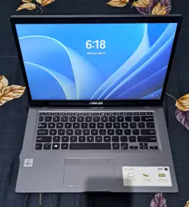Laptop Asus 14 inch tipis