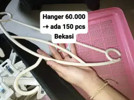 Jual hanger dan gendongan bayi